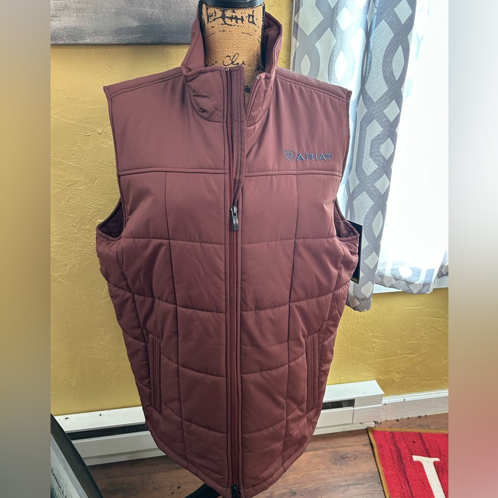 Men’s Ariat vest